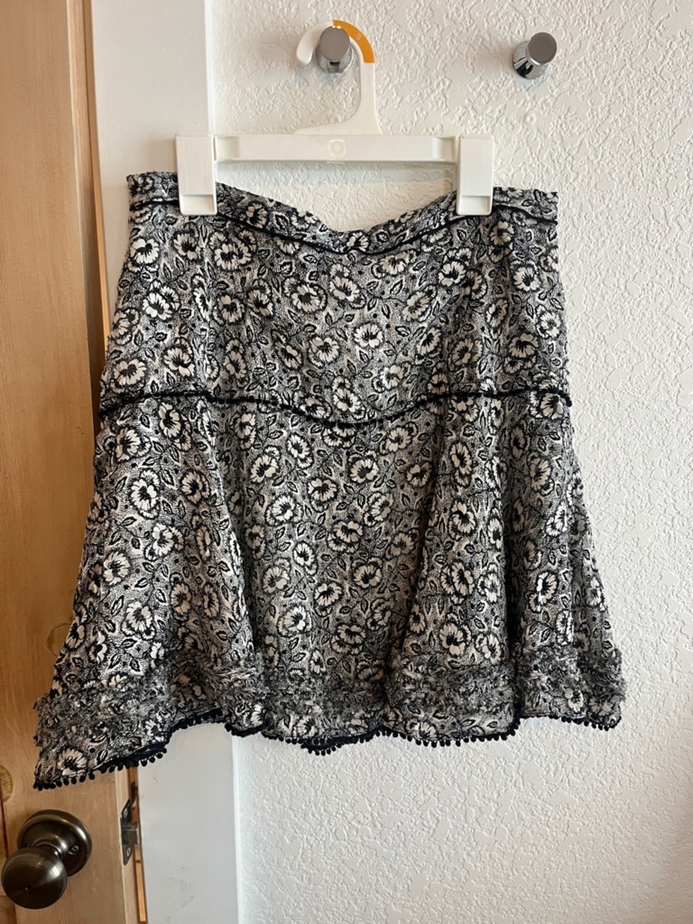 10 Crosby Derek Lam Black and White Silk Floral Skirt